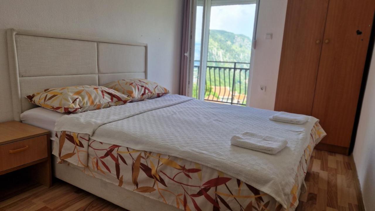 Ferienwohnung Anastasija 2 Kotor Exterior foto